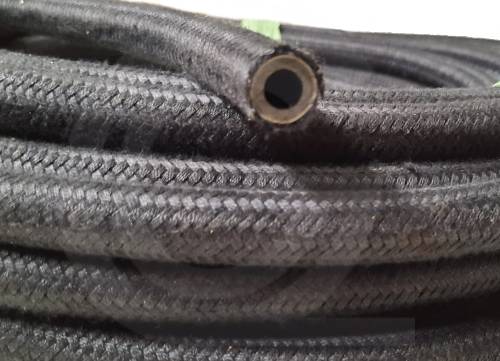Fuel hose with textile braiding